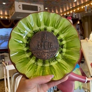 Disney world trinket bowl vault collection